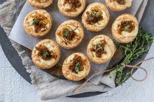 Caramelised Onion Tartlets with Carême Sour Cream Shortcrust Pastry