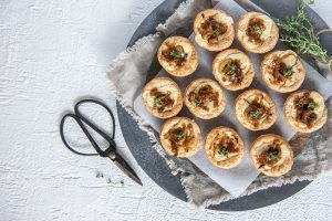 Caramelised Onion Tartlets with Carême Sour Cream Shortcrust Pastry